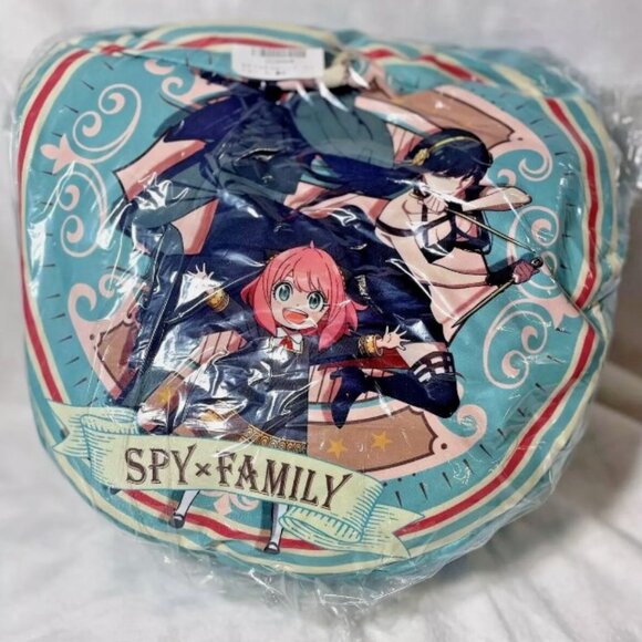Spy X Family Cushion 35cm NEW Japan Toreba Exclusive - Picture 1 of 6